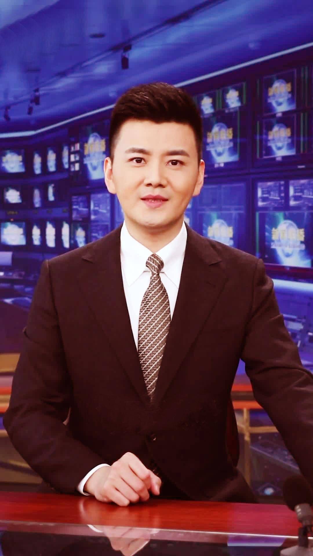 新闻联播主持人画面(新闻联播主持人画面怎么设置)