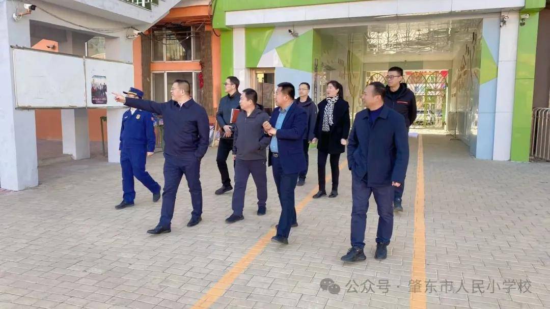 黑龙江省肇东市委常委单奎到肇东市人民小学检查消防安全工作