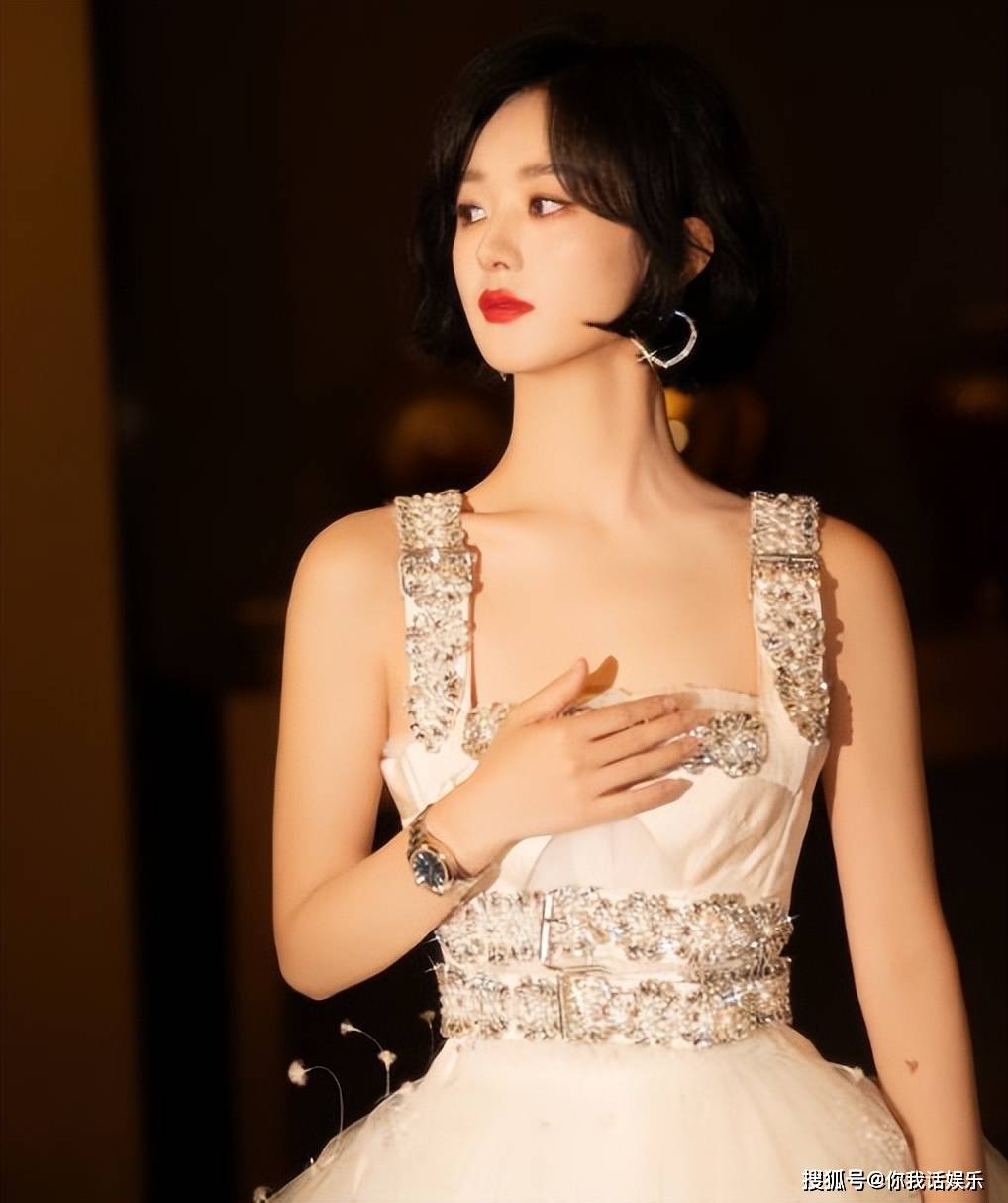 原创            看懂赵丽颖金鹰高定造型，才明白谭松韵金鹰奖公主造型有多美好-2020金鹰赵丽颖王一博