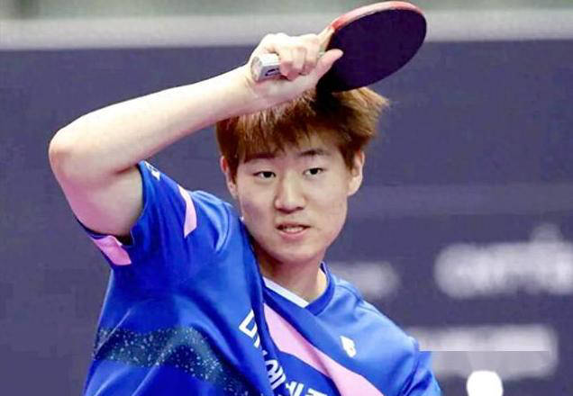 而缺席,男单方面派出了林诗栋,梁靖崑,林高远和向鹏参赛,女单则由艺迪