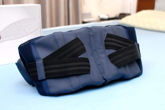 气囊震动双驱动,按摩仪护腰新选择:未野AGVIEE腰部按摩器测评