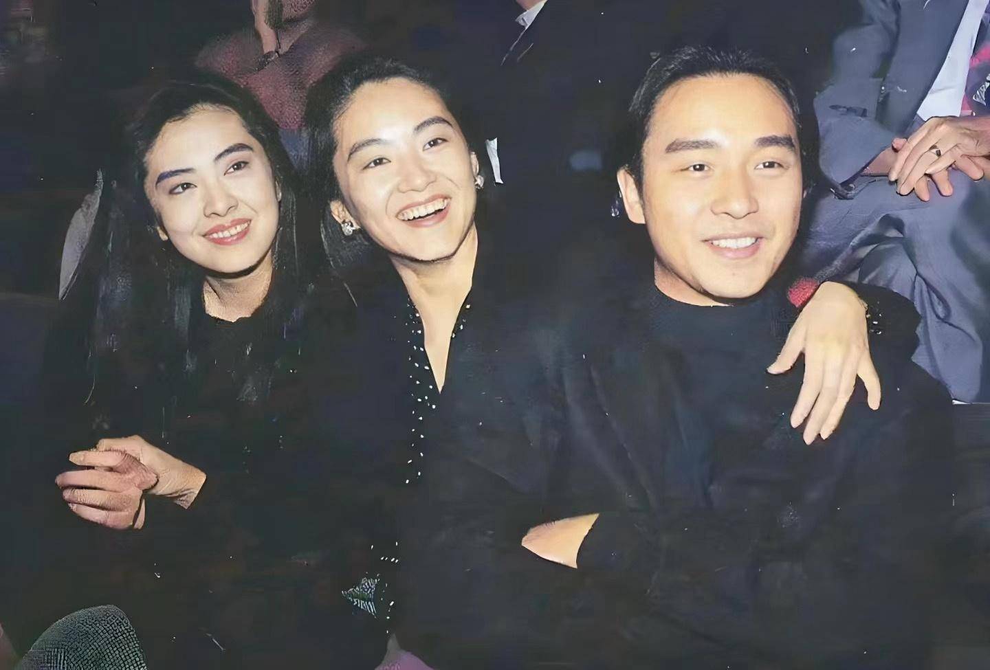 天呐,真的是神仙颜值啊!张国荣和林青霞的合照气场都很强大!张国荣