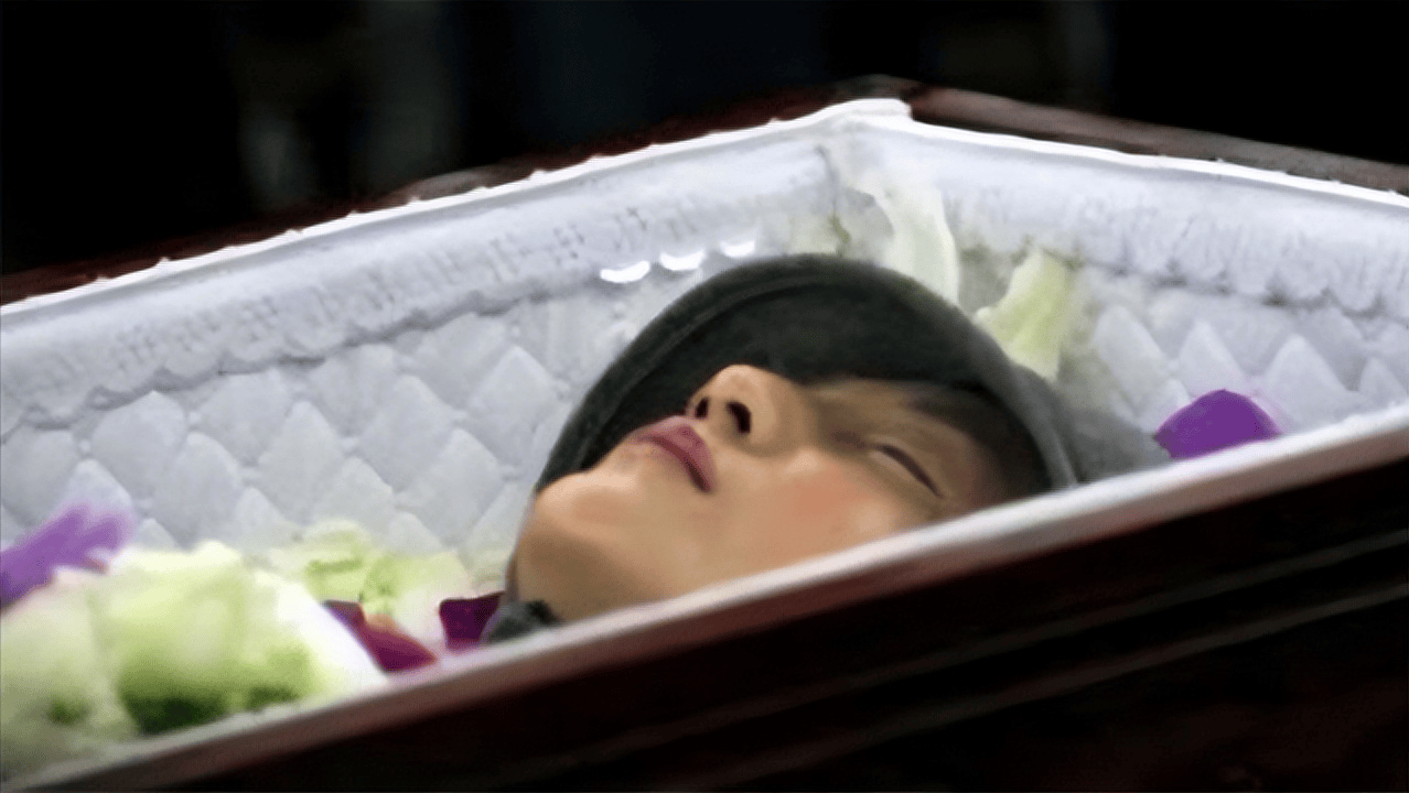 曾经的央视一姐,因开错一扇门不幸遇难,临死前竟还被折磨19天!