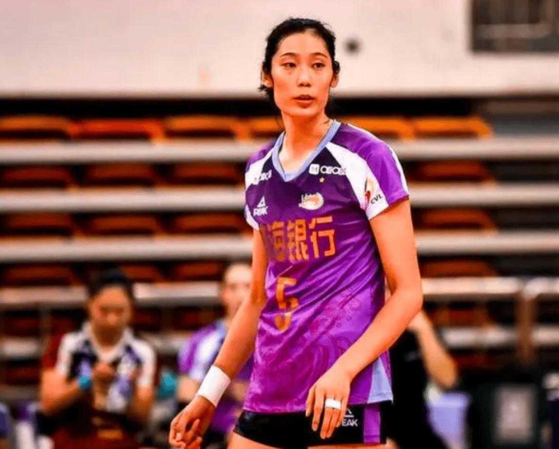 女排名将朱婷从河南小县城走出来的奥运冠军她的回归令人期待
