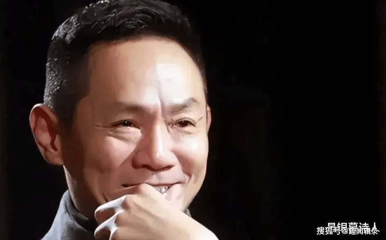 15年前,在爱妻葬礼上哭到昏厥发誓永不再娶的果靖霖,现在怎样了?