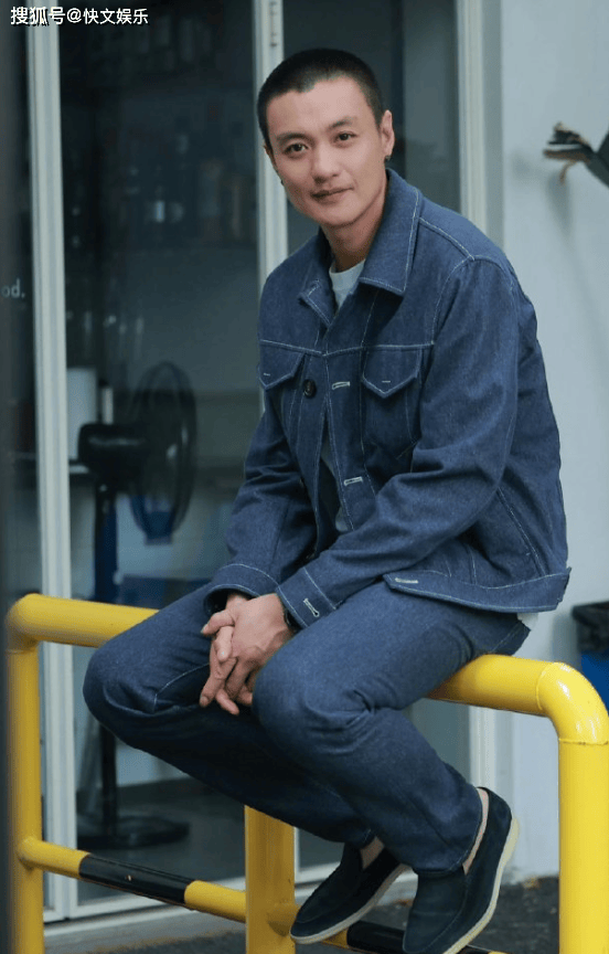 周一围遭中年危机和求职困境,自曝:面试被拒300次,跑遍200剧组