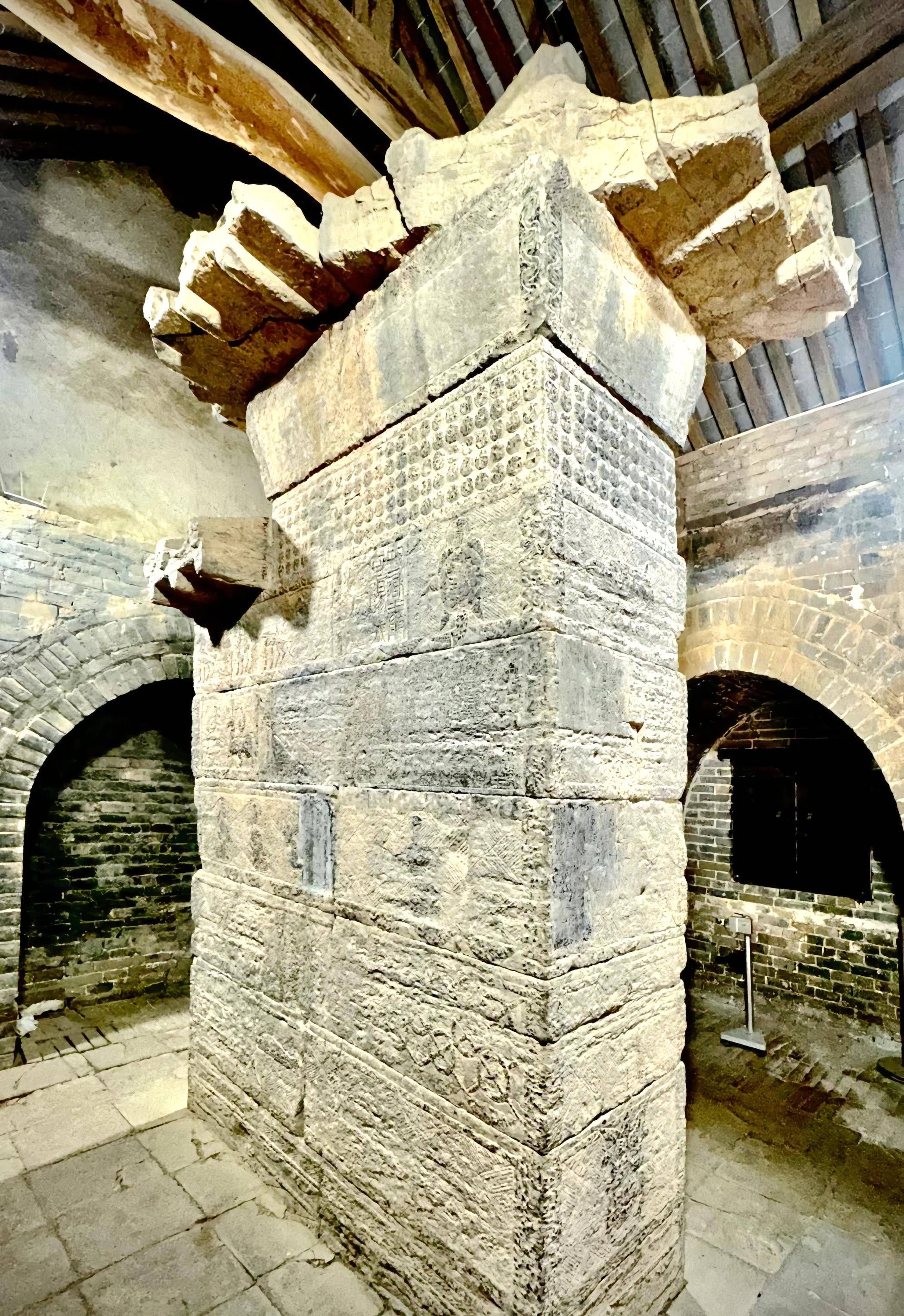 中岳汉三阙(全国重点文物保护单位)