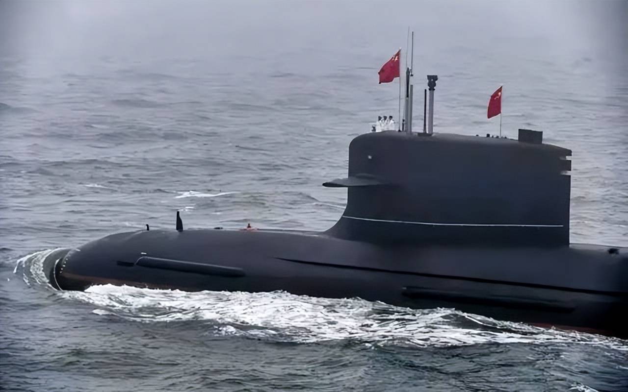 中国军工再传捷报!新型攻击核潜艇震撼亮相!性能堪称顶级