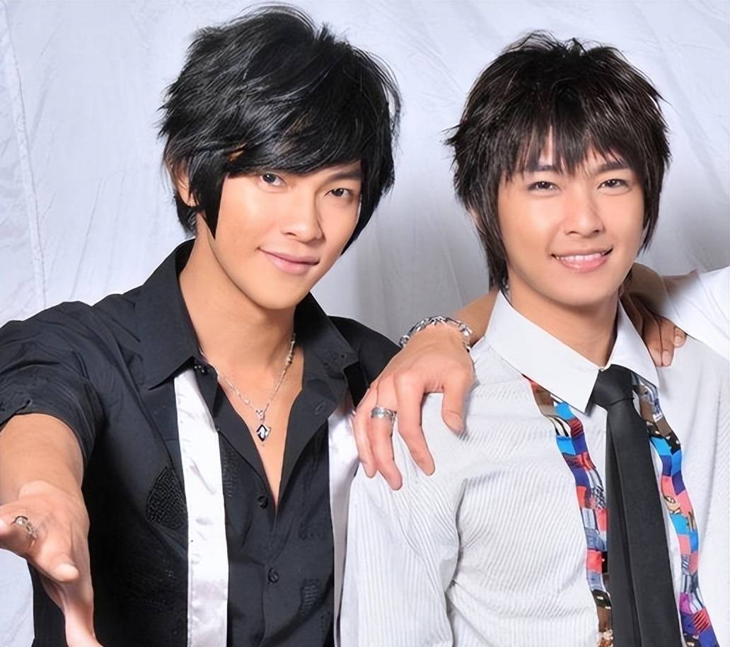 炎亚纶称飞轮海不会再合体,和汪东城有许多观念差异,已解体11年