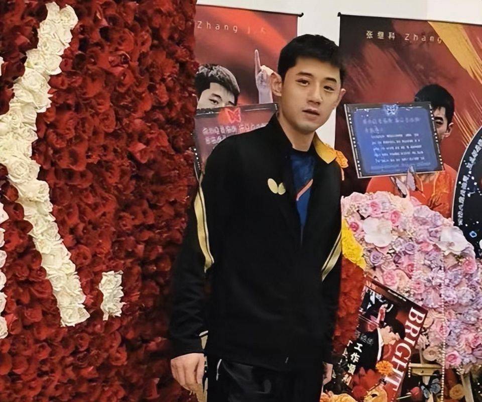 张继科最新恋情曝光!两人亲密照片流出,女方身份让人出乎意料