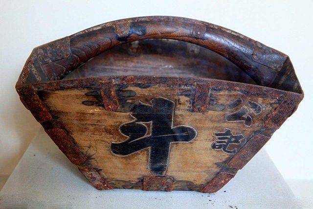 俗语"一斗穷,二斗富,三斗四斗卖豆腐",啥意思?有道理吗