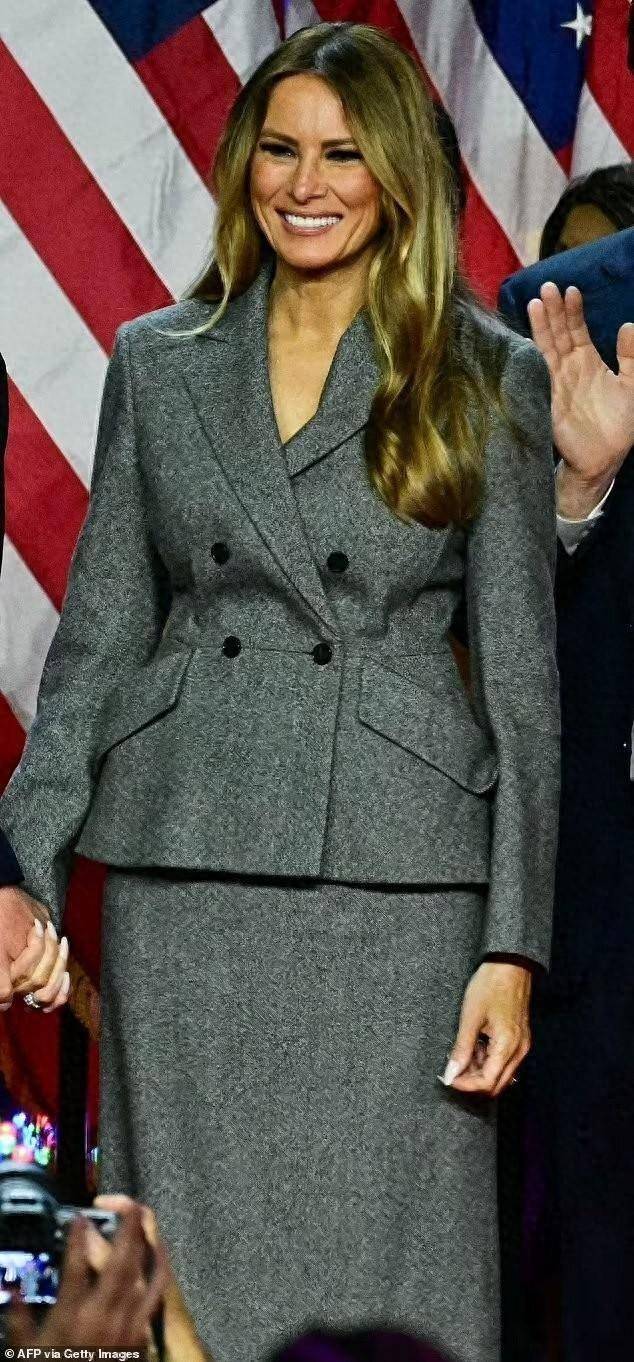 在一个派对上遇到了从小镇走出来的性感超模,梅拉尼娅