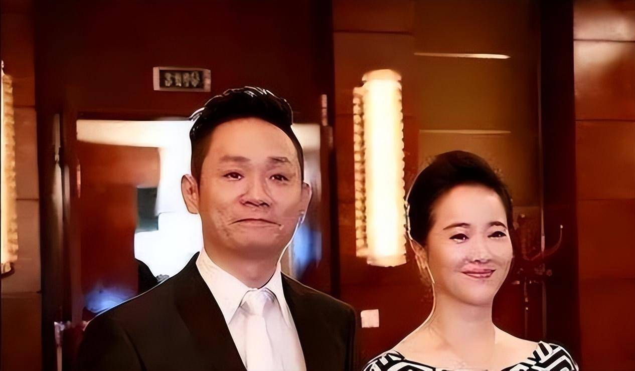 果靖霖:为让妻子多活几个月,隐瞒她的病情,思念亡妻至今未娶