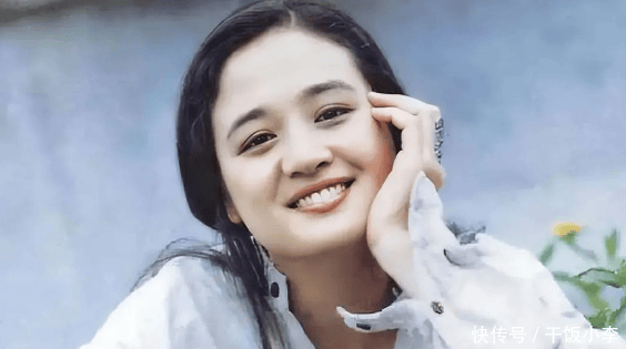 她曾是“中戏五朵金花”之一,与巩俐并驾齐驱,却因爱错人毁了一生。_伍宇娟_儿子_贾宏声