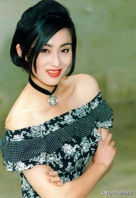 昔日女神张敏,56岁近照流出,依旧美丽,如今的她过的怎么样