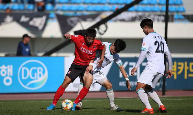 金泉尚武vs首尔FC：亚冠资格压力下的对决