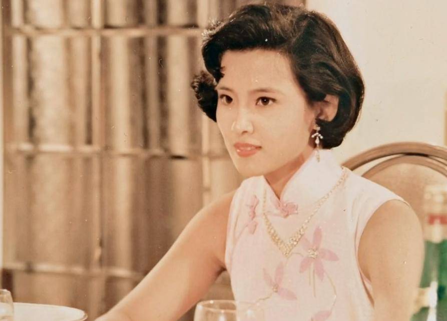 女演员王静:才貌双绝,但一生零绯闻,60岁感情成谜_角色_表演_父亲