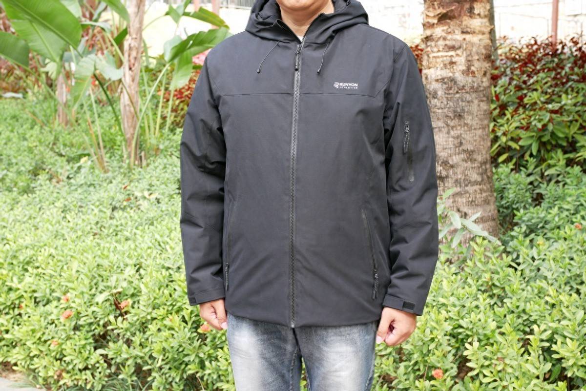 RUNYON智能温控抗寒气绒服：冬日出行好物，科技与时尚的完美碰撞