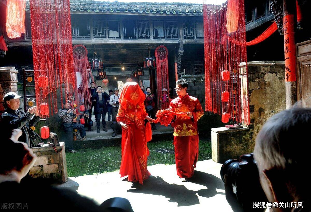 丧事过后，有人送丧礼钱还要吗？民俗中有什么弥补方法？_农村_方式_逝者