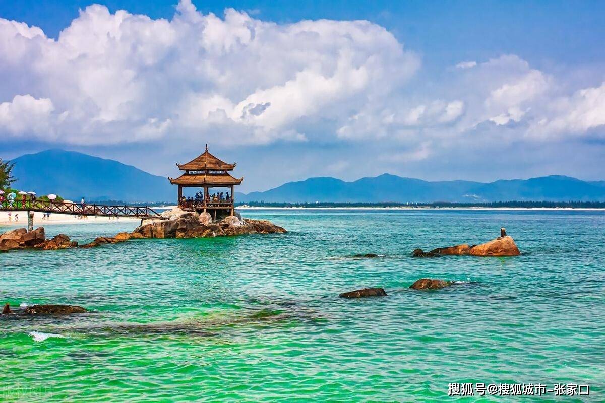 去三亚大概需要多少钱,三亚4天3夜旅游攻略不绕路,出游必看攻略_导游_行程_前往