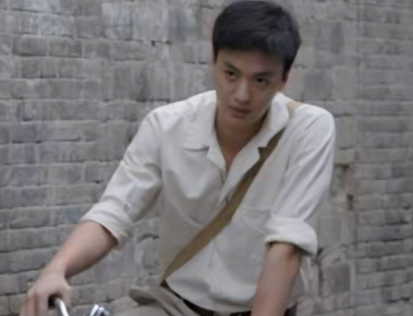 7年后,再看朱丹用"卑微"换来的婚姻,才懂周一围是最好