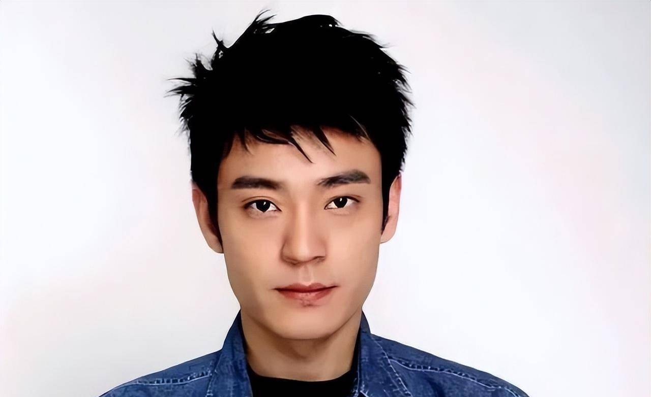 李光洁:娶过郝蕾,爱过王珞丹,负了殷桃,娶小12岁娇妻恩爱至今