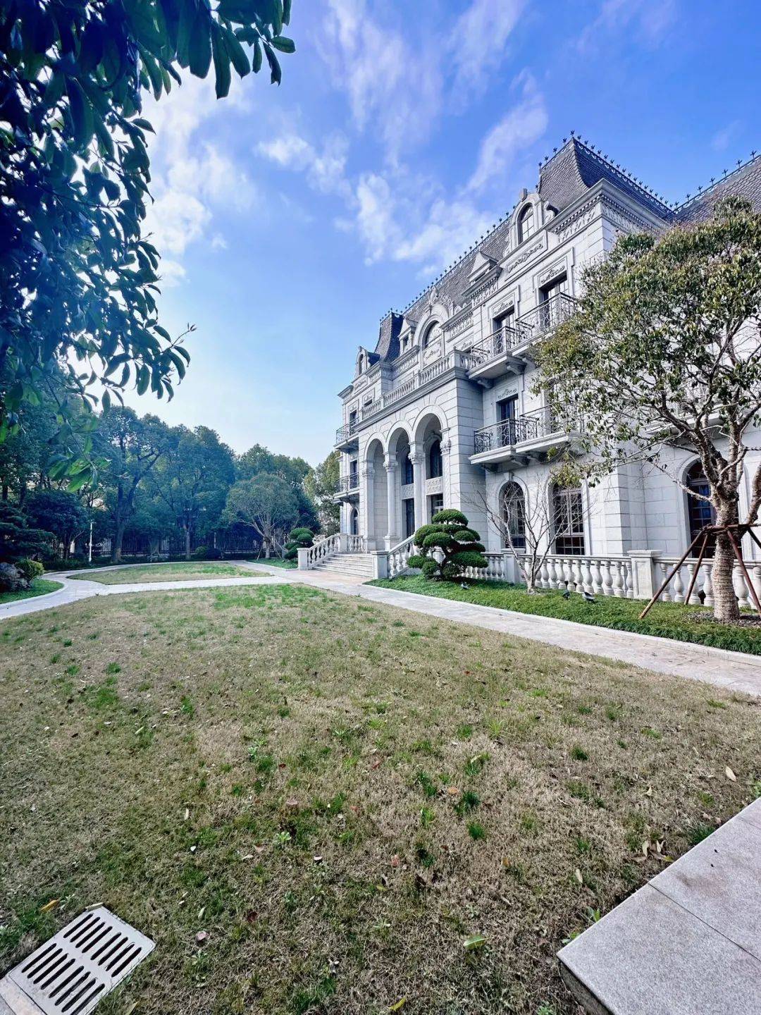 奉贤悦达上海庄园&三轮车电话—欢迎您悦达上海庄园楼盘简介丨悦达