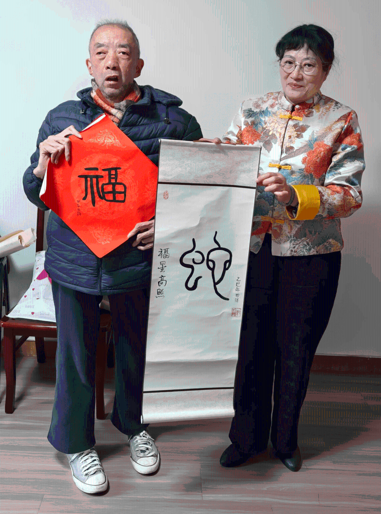 助残通道｜公祭日前，残障人宣传勿忘国耻；关爱残障人，百幅“福”字寄深情