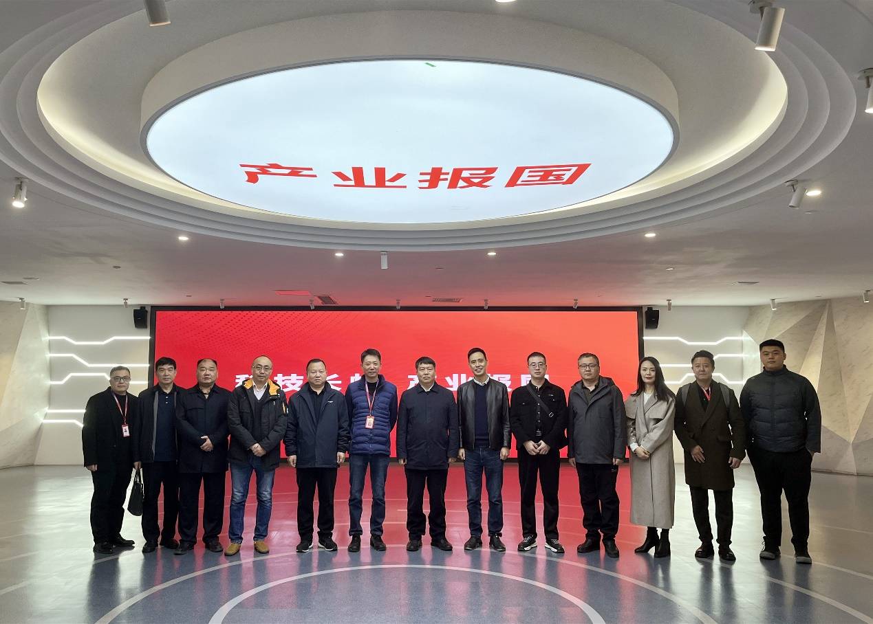 石家庄市赵县县委副书记杨云龙一行考察调研虹信软件