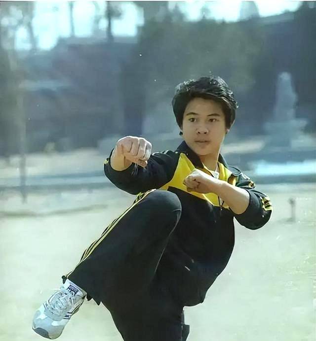 时隔33年,分道扬镳的李连杰和黄秋燕,终于迎来了各自的结局!