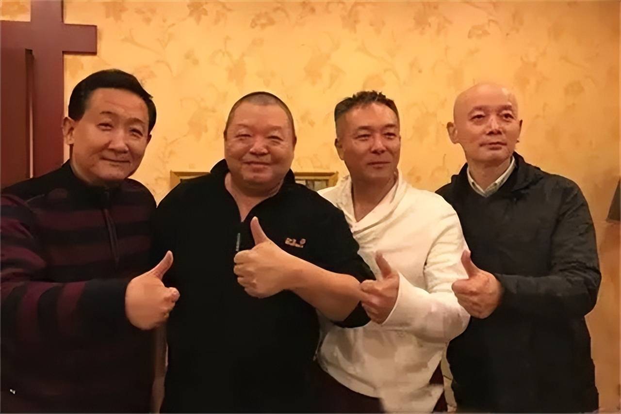 谢园:一生无儿无女,去世拒绝葬礼,2年后遗孀的选择令人泪目_邱悦_人生