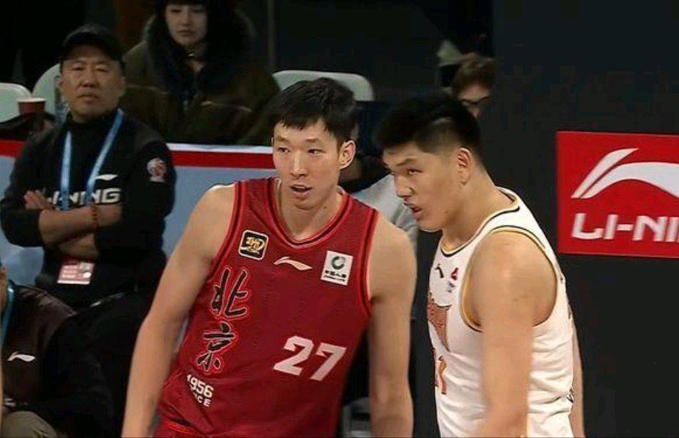 周琦妻子亮相!浓妆艳抹,身材很好,周琦有福气,已生育三个孩子_北京男篮_广东_北京