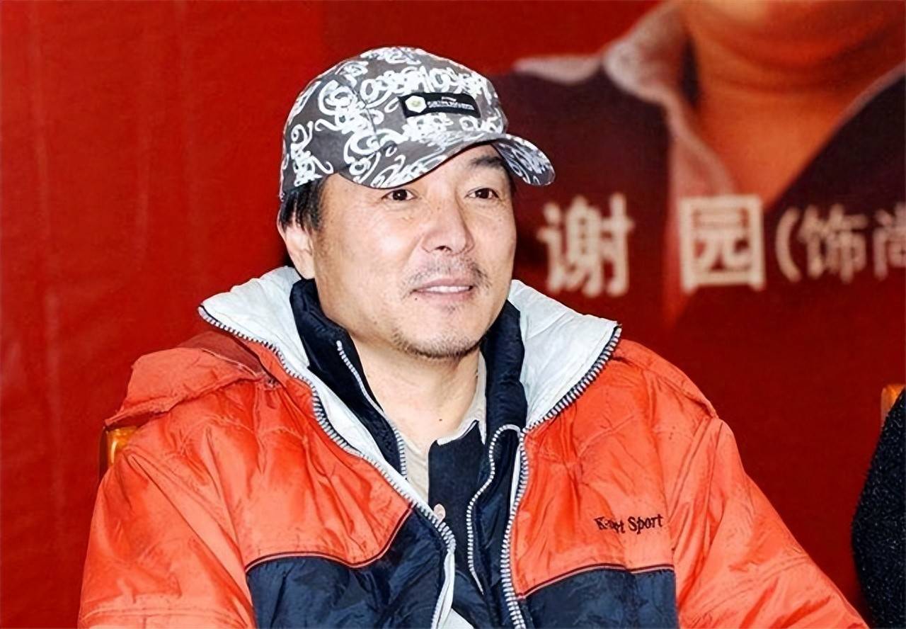 谢园:一生无儿无女,去世拒绝葬礼,2年后遗孀的选择令人泪目