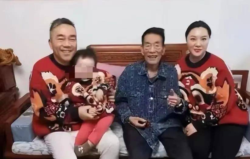 七月风波中最不明智的站队者:相声演员刘伟