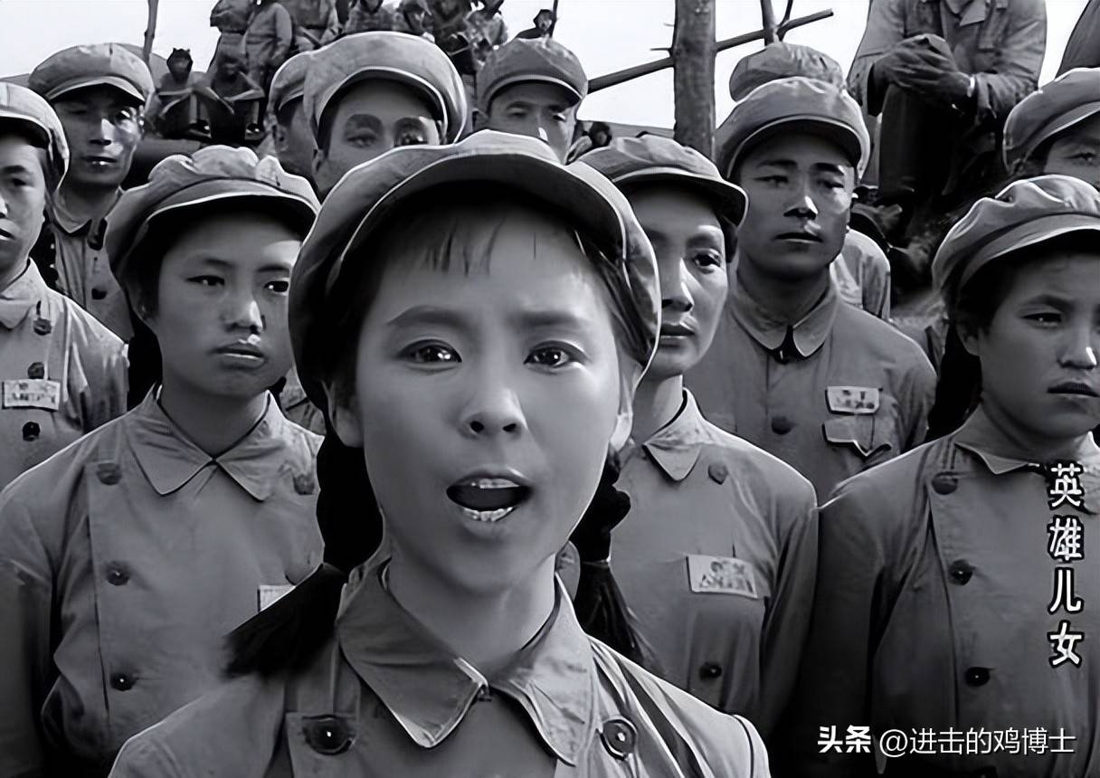 《英雄儿女》中的王芳,息影十多年,如今81岁风采依旧