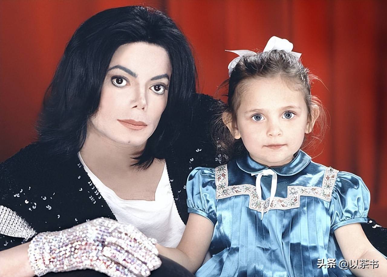 杰克逊女儿帕丽斯：11岁丧父骤然失宠遭难，今官宣喜讯终获幸福_搜狐网, image size:1280x918