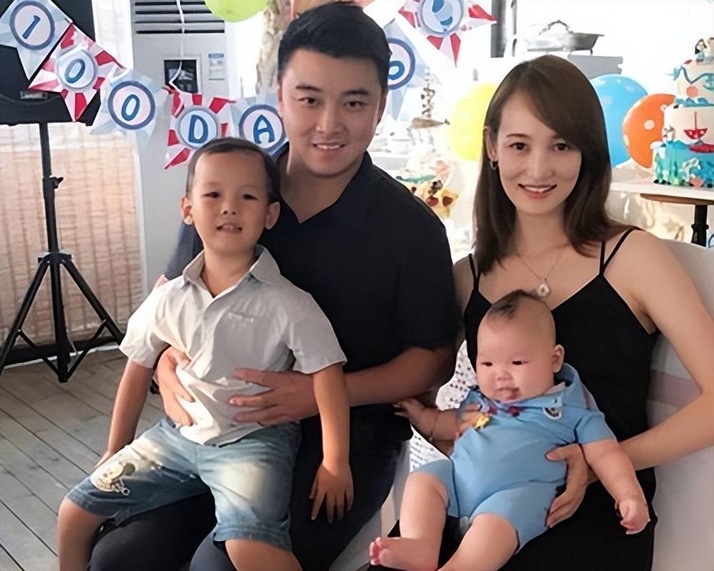 王皓妻子闫博雅,为爱放弃舞蹈,回家照顾婆婆,爱事业更爱家庭!