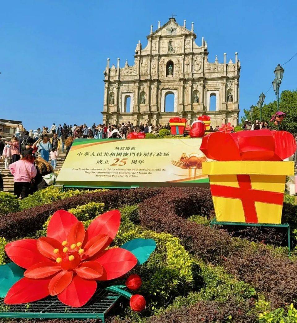 在澳门，平均工资3万/月，教育医疗住房免费，还动不动就发钱！_搜狐网