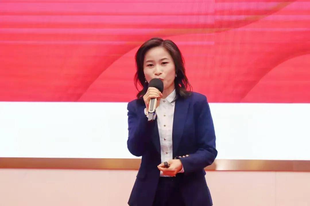 石涂装丨墙宝2024年增长超过30%，经销商年会乘势再出发 