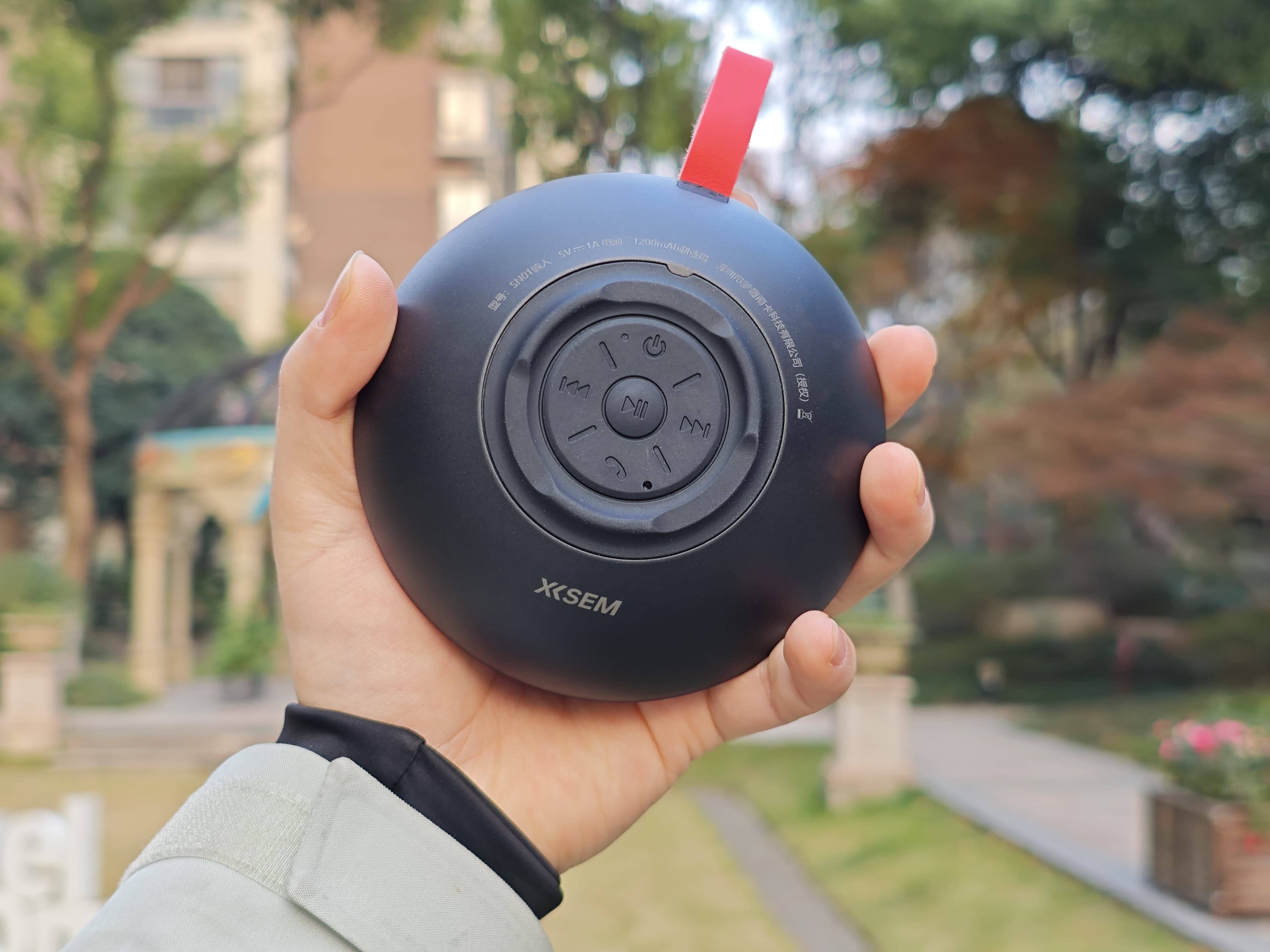 西圣蓝牙音箱:小巧身躯,震撼音效的音乐伴侣