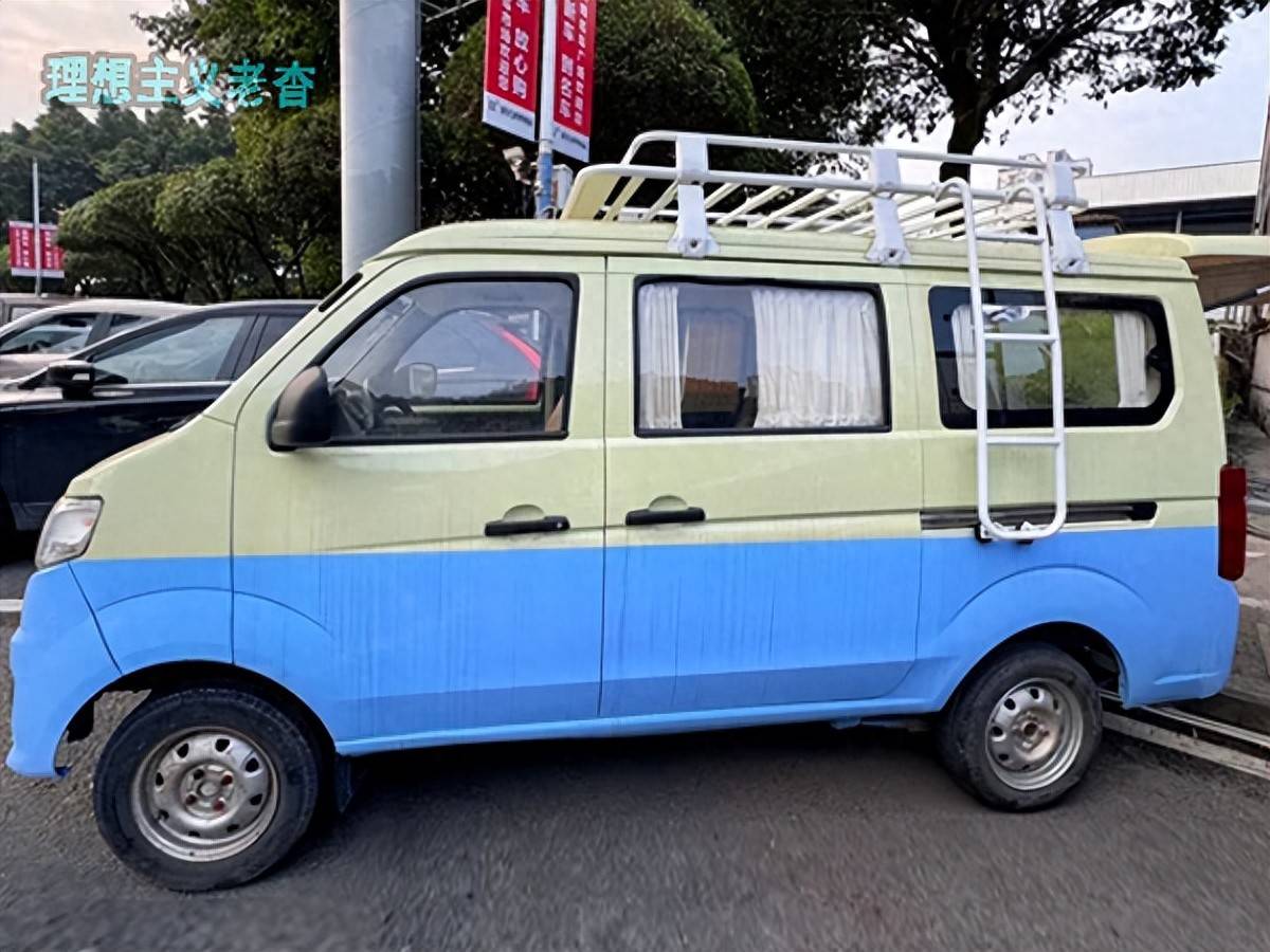 经济实用清新型,长安之星3改装床车旅行,5座小面包露营车自驾游