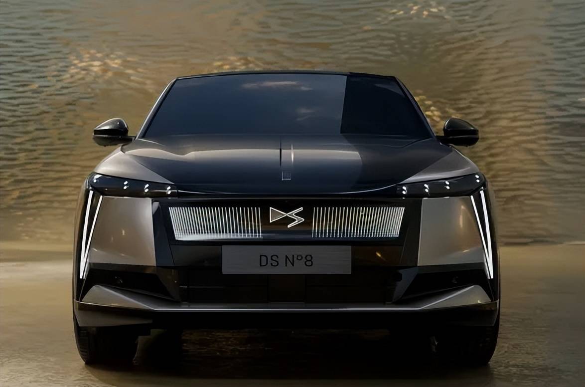 2025布鲁塞尔车展首秀，DS N°8_搜狐网