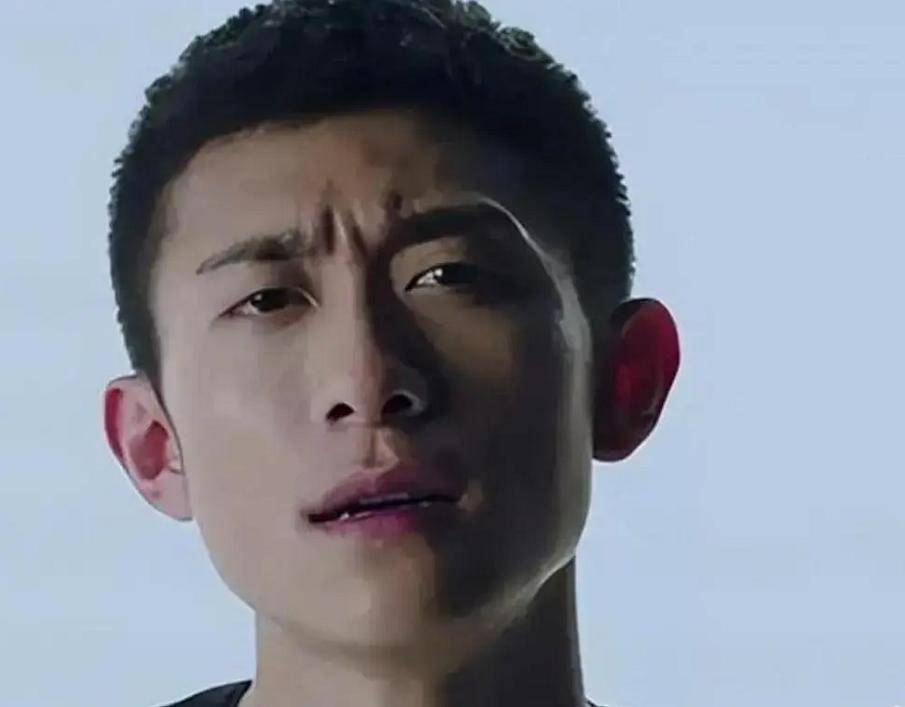 童星张一山瘦到认不出!眼窝深陷惹人心疼,粉丝曝原因:胃病缠身