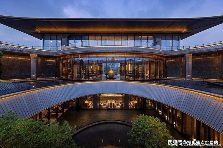武汉建发望湖售楼处电话→2025武汉售楼中心→武汉·建发望湖首页网站(地址-户型-价格)欢迎您→楼盘详情→24小时电话_沙湖