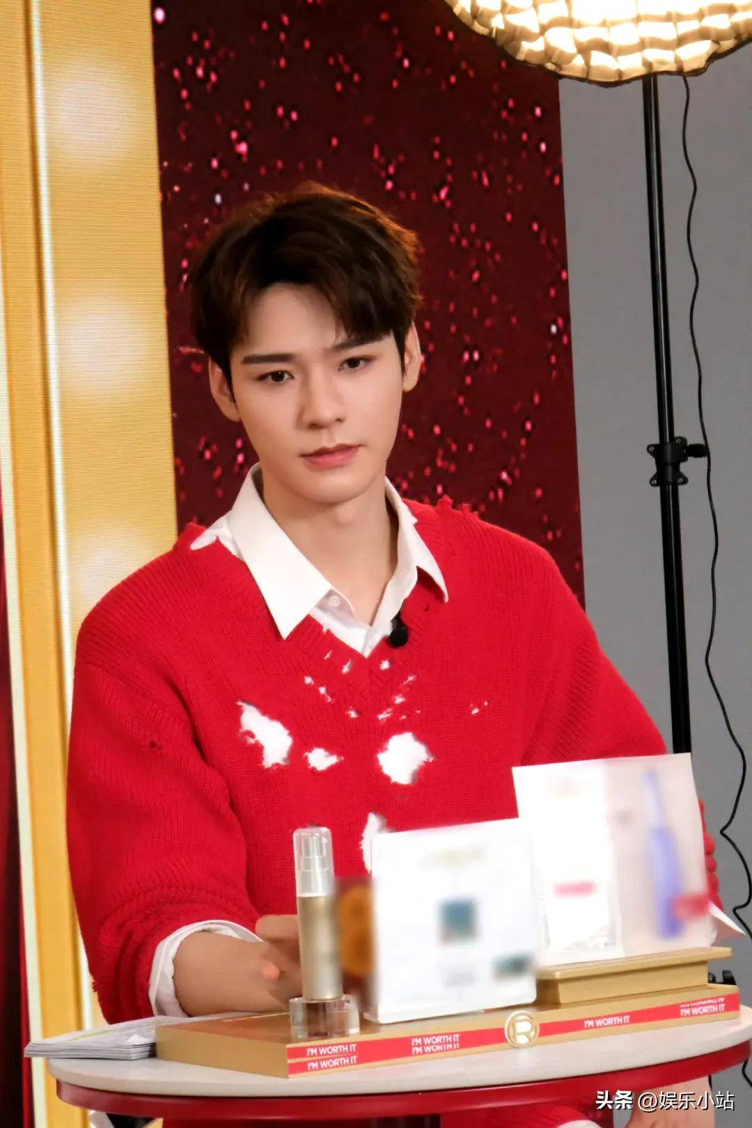 1.10娱瓜:任嘉伦王一博肖战杨紫李现龚俊杨幂檀健次谭松韵张艺兴