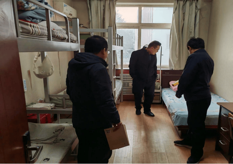 寒假临近 廊坊八中绷紧"安全弦" 守牢"安全关"