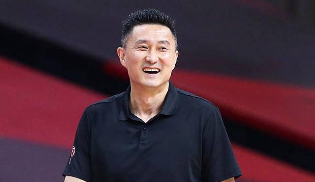 CBA近况：杜锋再受罚，范汇鎏加盟山西，新疆遭罚款35万