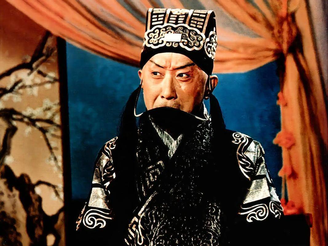 京剧大师马连良之死:吃面条没端住,送到医院就不行了