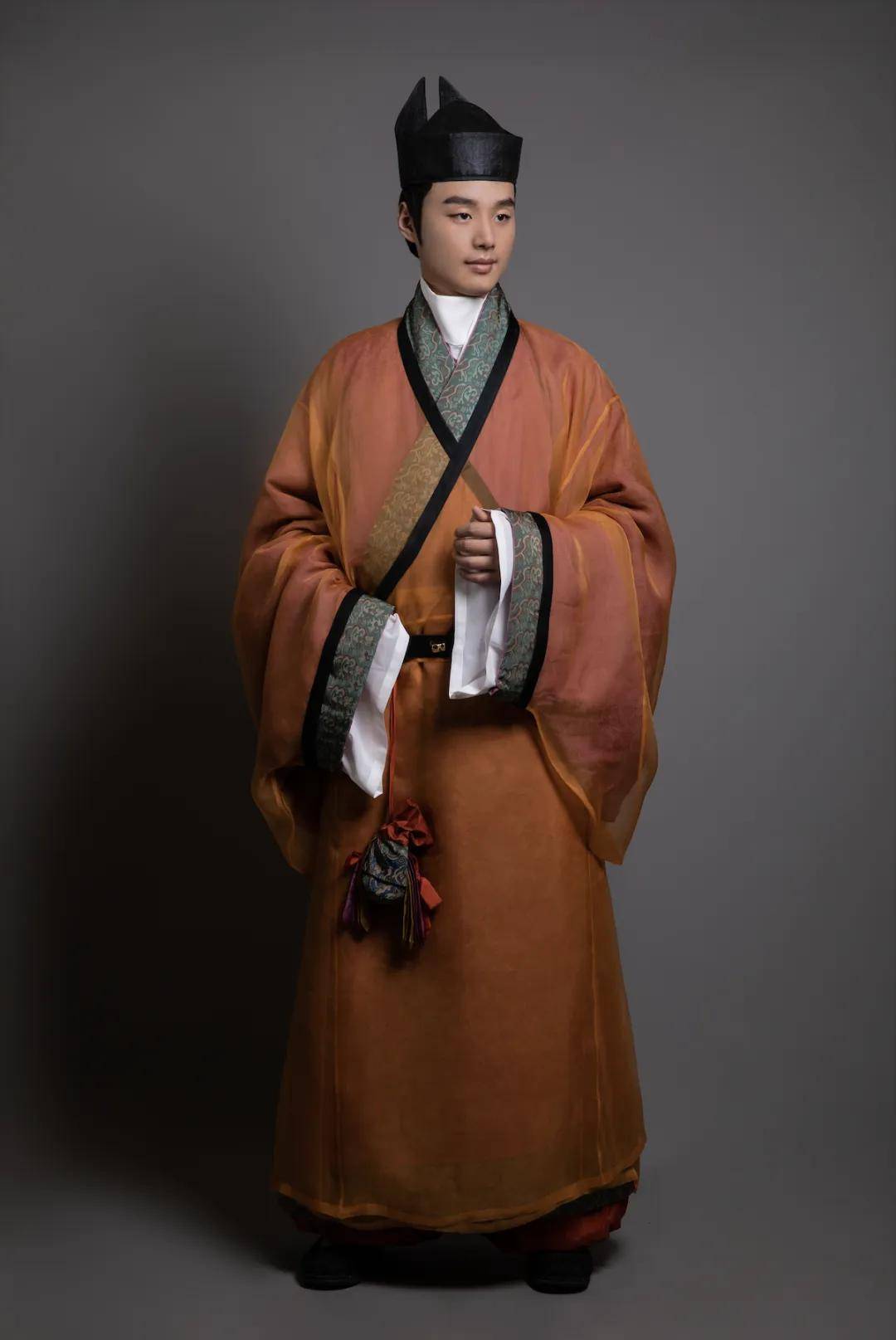 【霓裳锦绣迎新春】 溯洄从之——中国古代装束复原展贺岁开幕_展览_盛装_金华市