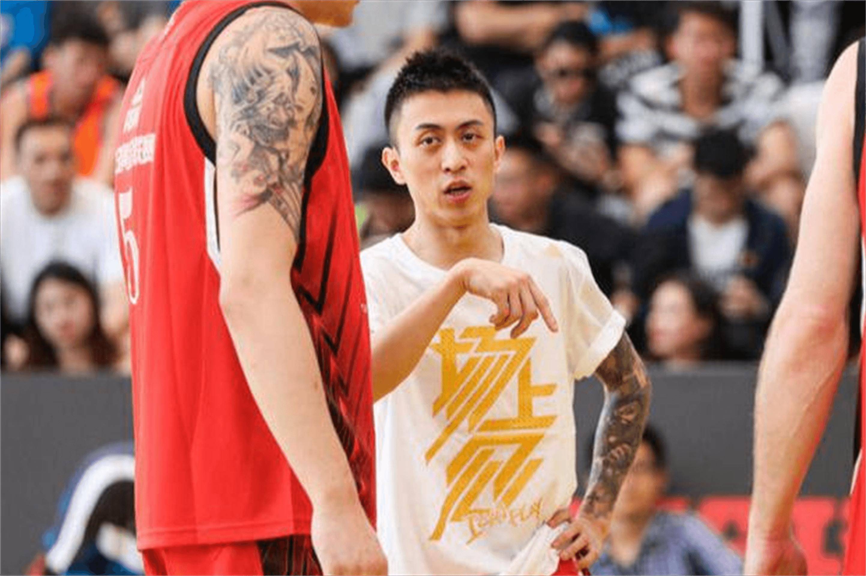 信源:抖音@秦奋king:金蛇献瑞